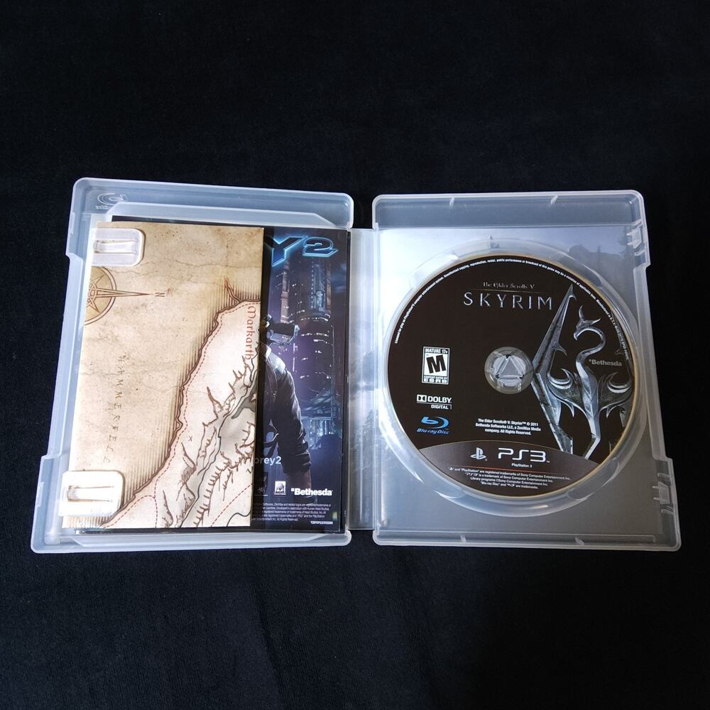 The Elder Scrolls V Skyrim Sony PlayStation 3 PS3 Video Game w/ Manual & Map - Picture 3 of 3